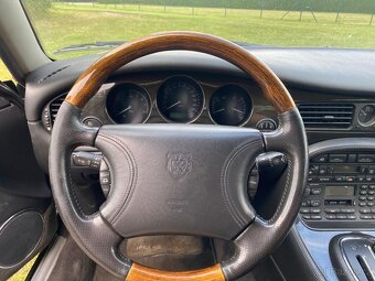 Jaguar XJ V8, XJ 308 originál paket XJ Sport - 11