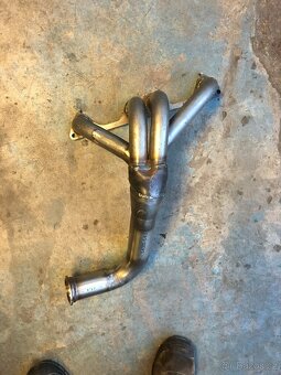 Prodám Lada VAZ 2105 upravená + kastle + díly - 11