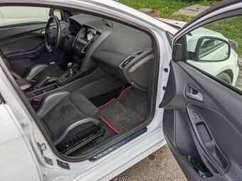 Prodám Ford Focus RS MK3 - 11