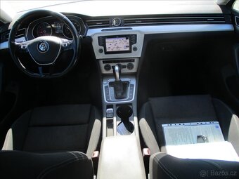 VW PASSAT 2,0TDI 110KW HIGHLINE DSG GPS 2017 - 11
