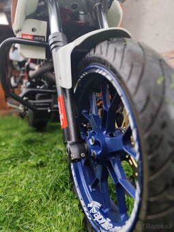 Aprilia Pegaso Strada 650 - 11