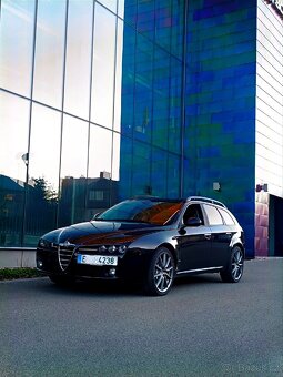 Alfa Romeo 159 3.2Jts 191kw 4x4 Elegante - 11