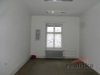 Pronájem kancelářských prostor 200 m2, Opava, Husova - 11