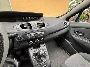 Grand Scenic 1.6 benzín rok 2013 - 11