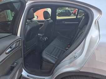 Alfa Romeo Stelvio 2.2 JTDM Sprint Q4 140kW - 11