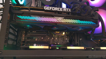 Asus ROG STRIX GeForce RTX 3090 24 GB - 11