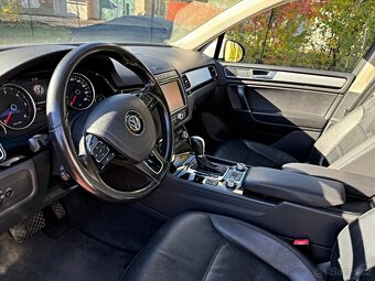 VW Touareg 3.0TDI, 193KW, 2016, panorama., tažné, nová STK - 11