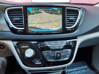 Chrysler Pacifica 3,6L, kůže, radar, 7míst, 2021, nový model - 11