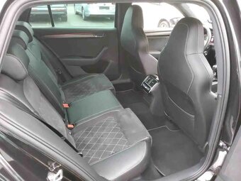 Škoda Superb sportline iV TSI 160kw/tažné/Canton/Matrix/DCC - 11