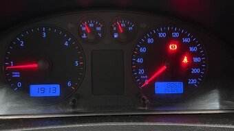 VW Transporter T5 - 1.9 TDi - Nová STK - 11