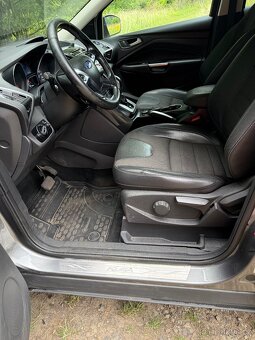 FORD KUGA 2.0TDCi TITANIUM - 11