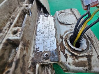 Motorek na gril na 380V /220V - 11