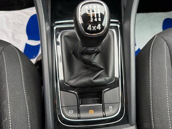 ►► ŠKODA KAROQ 2,0 TDI 4x4 - 110 kW, PARK. SENZORY, TAŽNÉ ◄◄ - 11