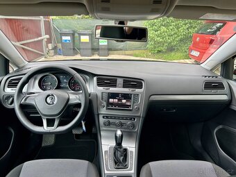 Volkswagen Golf,  1.6Tdi 81KW Confortline servis - 11