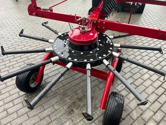 Shrnovač píce, sena FARM LAND KS 460 ZÁNOVNÍ STAV - 11
