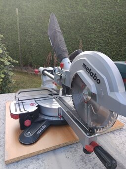 Pokosová pila Metabo KGS 254 M v záruce. - 11