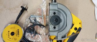 Ruční řezačka obkladů DeWALT DWC410 nepoužíté. - 11