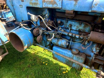 Zetor super 35, platné doklady, řemenice, veterán - 11