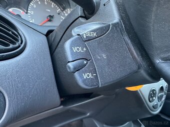 Ford Focus 1.8 16v 2004 - 11