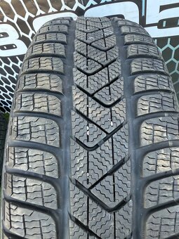 Passat B8 - TOP ZIMNÍ SADA - 215/60 R16 - 11