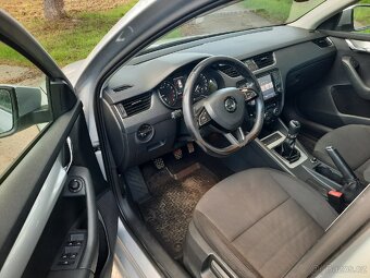 Škoda octavia 2,0 tdi 110 kw 2014 výbava - 11