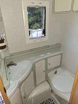 Obytný přívěs zn. LMC Munsterland 395 SD - 11