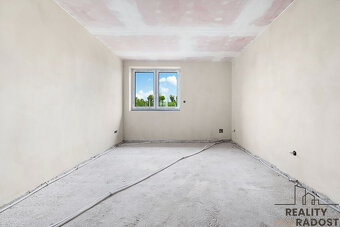 Prodej rodinného domu 4+kk, s garáží, pozemkem 608 m2, Medlo - 11