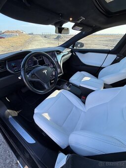 Tesla model S 75D - 11