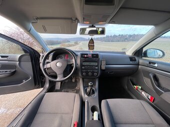 Volkswagen Golf kombi 1,9TDI 77 kW, rok 2009 - 11