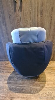 Autosedačky Maxi-Cosi (0-13 kg a 9-18 kg) + Isofix - 11