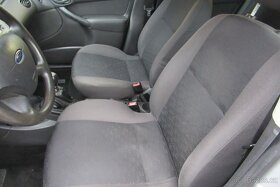 Ford Focus 1.8 TDDI - 11
