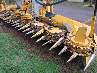 New Holland  FR 600 - 11