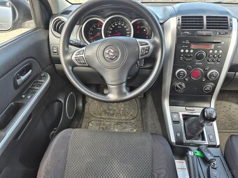 Suzuki Grand Vitara,1.9DDiS,95KW,4x4,KEYLESS,VÝHŘEV,9/2010 - 11
