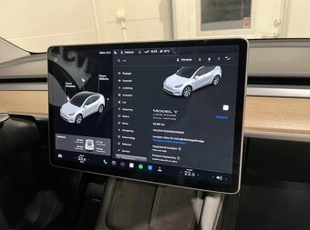 Tesla Model Y Long Range AWD rok 2021 - 11