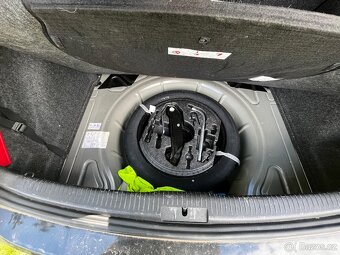 Volkswagen golf 1.6 tdi 77kw r.v.2012 - 11