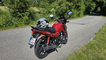 Honda CB 125 F - 11