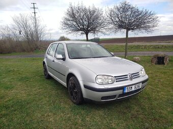Volkswagen golf 1.4 16v 2003 nová STK - 11