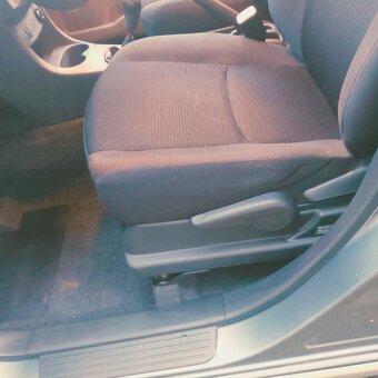 Daihatsu Terios 1.5 4WD, r. 2006 – spolehlivé SUV - 11