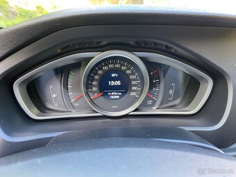 Volvo V40 Cross Country 2,0 D 88kW - 11