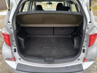 Toyota Verso S 1.33 vvti - Po Servisu - Top stav - 11