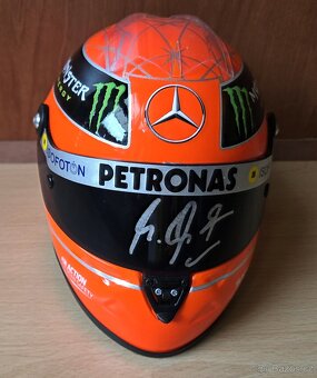 Michael Schumacher originální autogram replika helmy 1:2 - 11