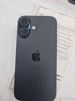 Apple iPhone 16 Black - 11