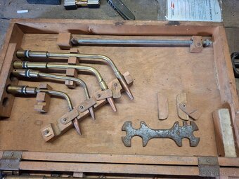 Hořáky a manometry na Autogen - 11