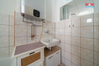 Prodej bytu 2+1, 61 m², Cheb, ul. Na Hradčanech - 11