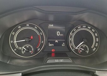 Škoda Kamiq 1,0TSI 70kW Ambition - 11