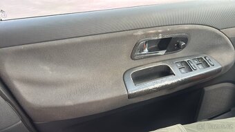 Vw sharan 1.9 tdi - 11