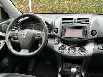 Toyota RAV4 2.0i 158PS Travel A/T 4x4 - 11