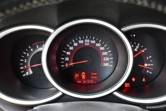 Kia Sorento 2.2 CRDI 145kw automat 4x4 7míst 2012 - 11
