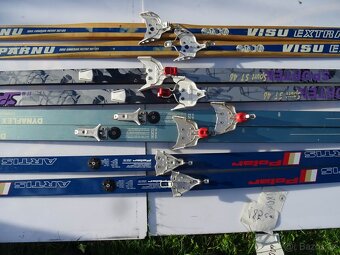 Dětská lyžařská přilba , velikost 48. - 11