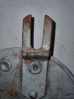 Brzdové štíty ČZ 175, 250 - 11